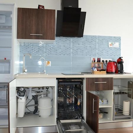 In The Sky Apartment Kyiv Exterior photo